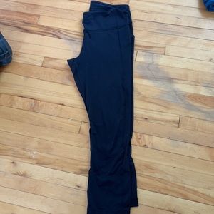 Women’s Lululemon Capris (Size 6)